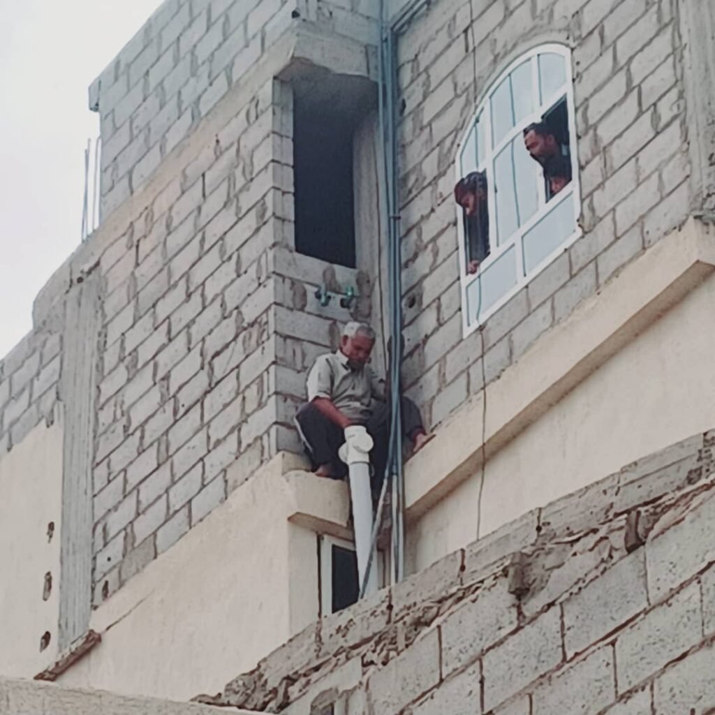 نموذج من الأعمال — فيصل يحيى حمود علوان